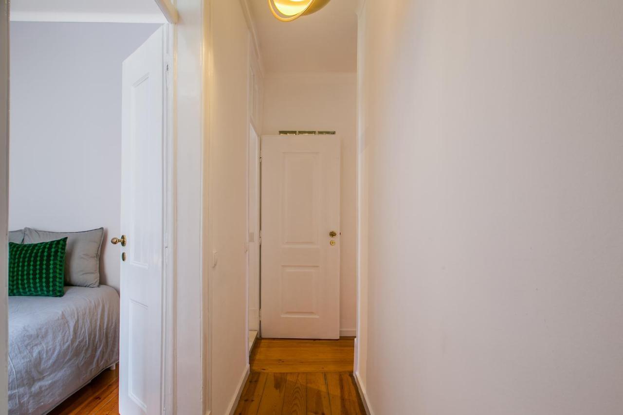 Apartamento Spacious, Bright And Newly Renovated 2 Bedroom Apartment, Historical Center, Madragoa Lisboa